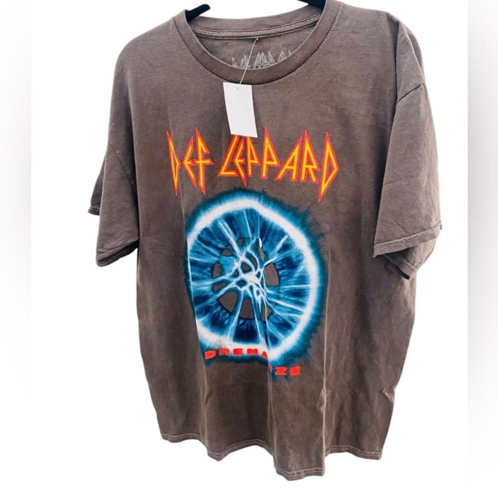 Def Leppard Brown Graphic Women's Tee